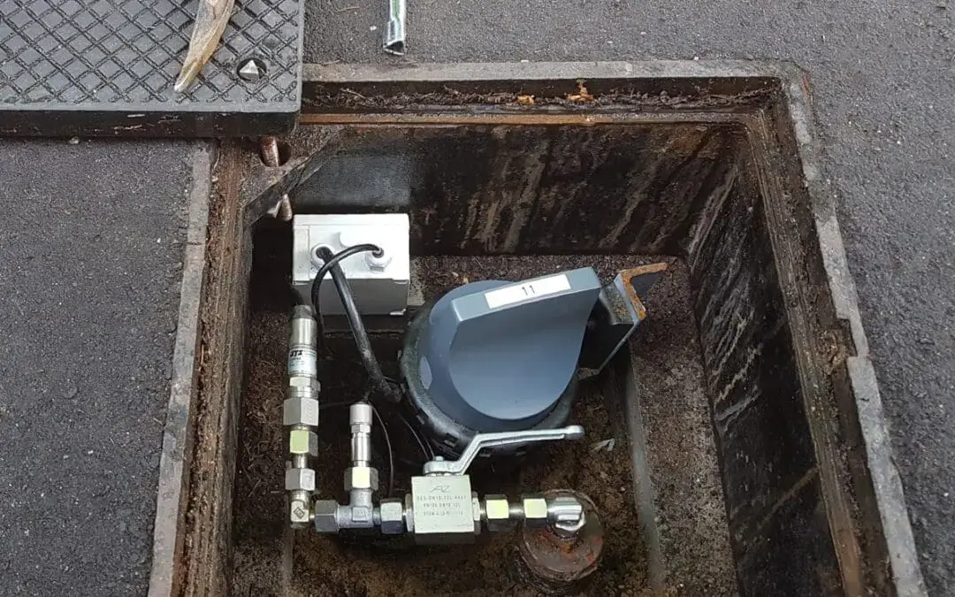 Kontinuierliche Druckmessung im Gasniederdrucknetz: Effiziente Überwachung ohne Tiefbau
